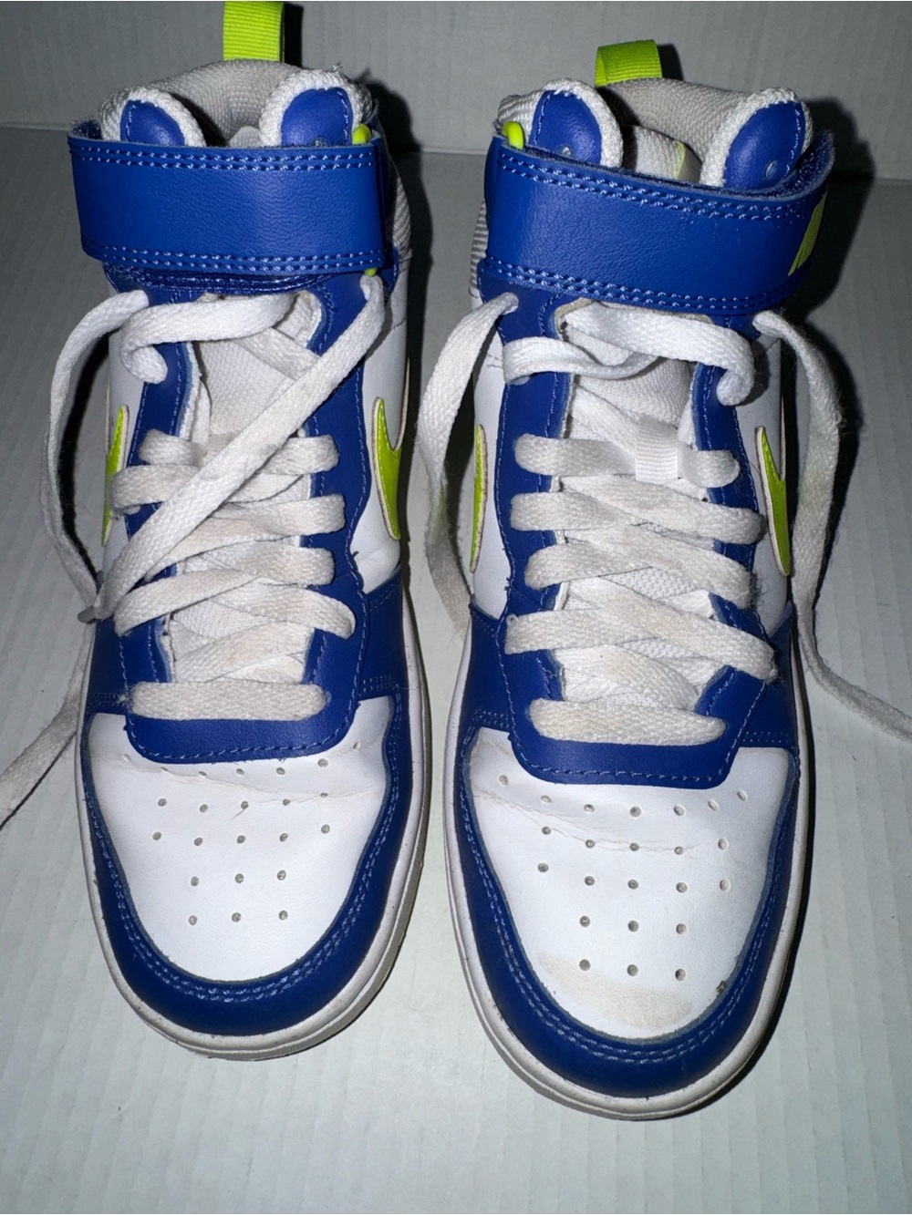 Nike Kids High-Top Sneakers in White, Blue & Neon Yellow-Green